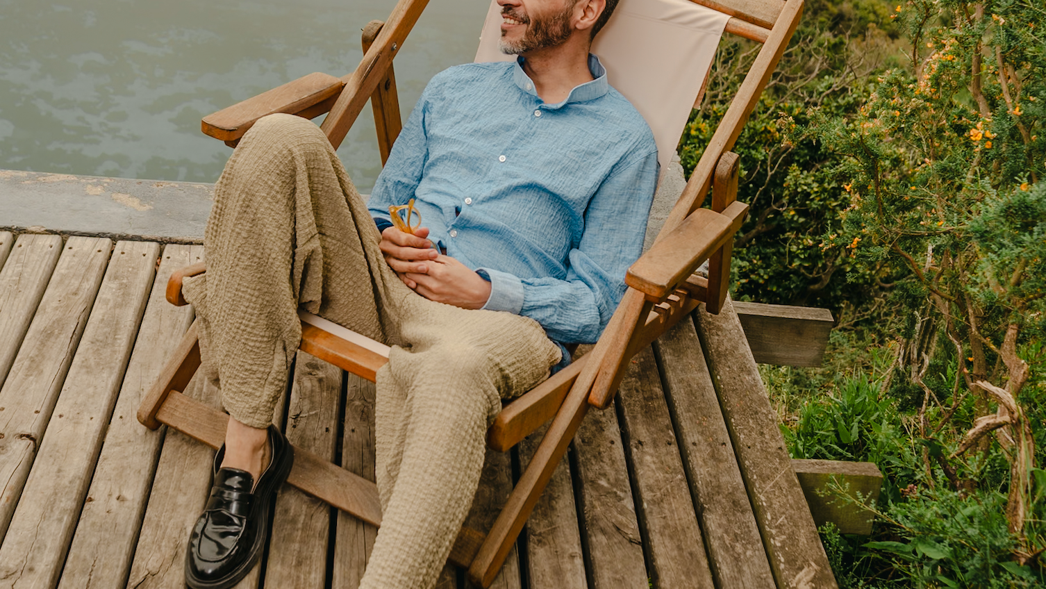 CAMISA CELESTE MAO COSTERA