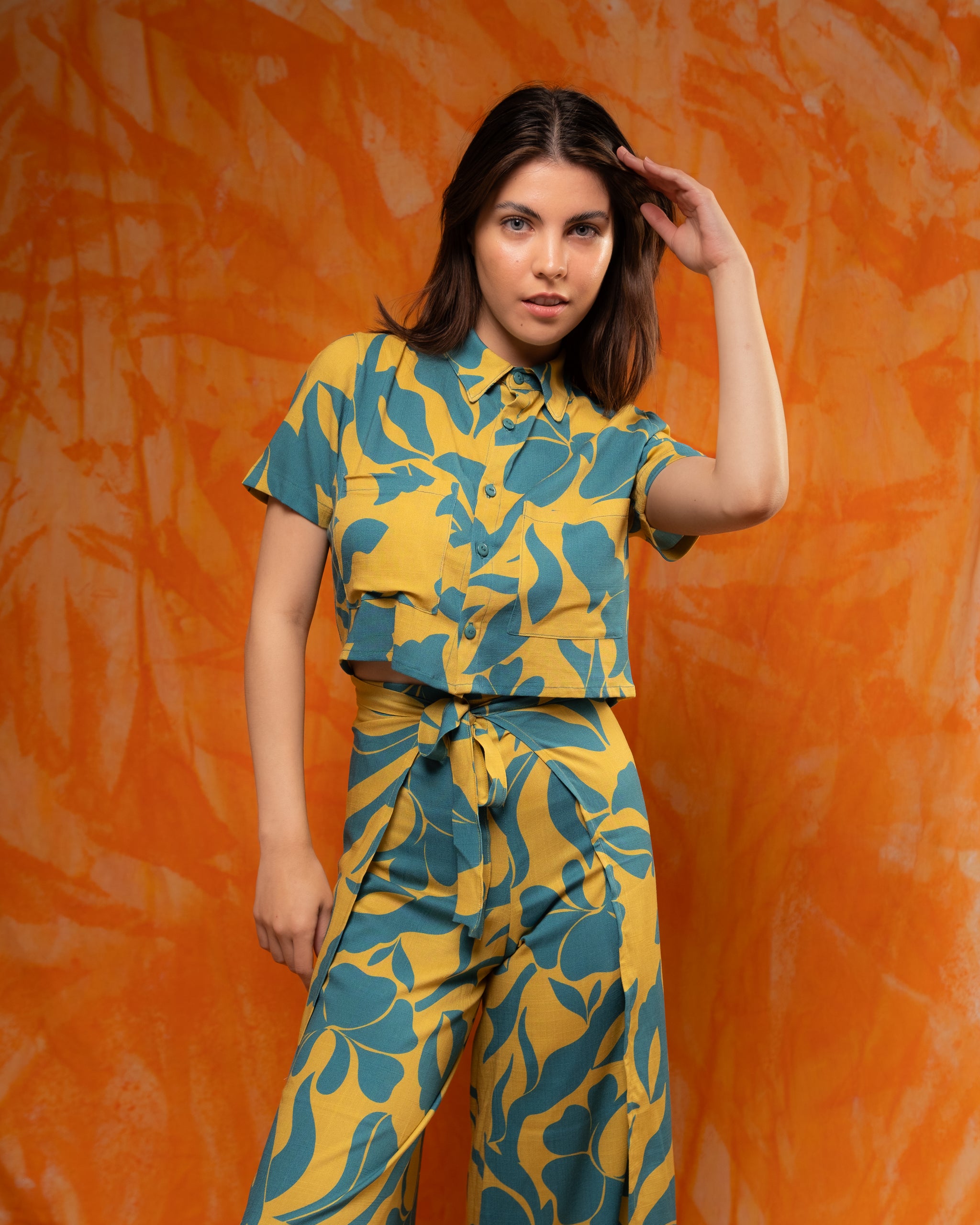 CONJUNTO PAREO-PANTALON ABSTRACT FLOWERS